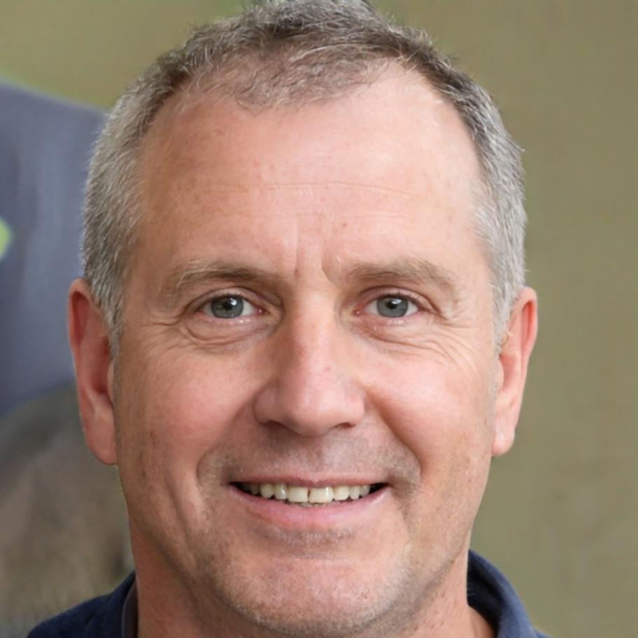 Portret Waldemara Ostafina, specjalisty ds. rozwoju treści